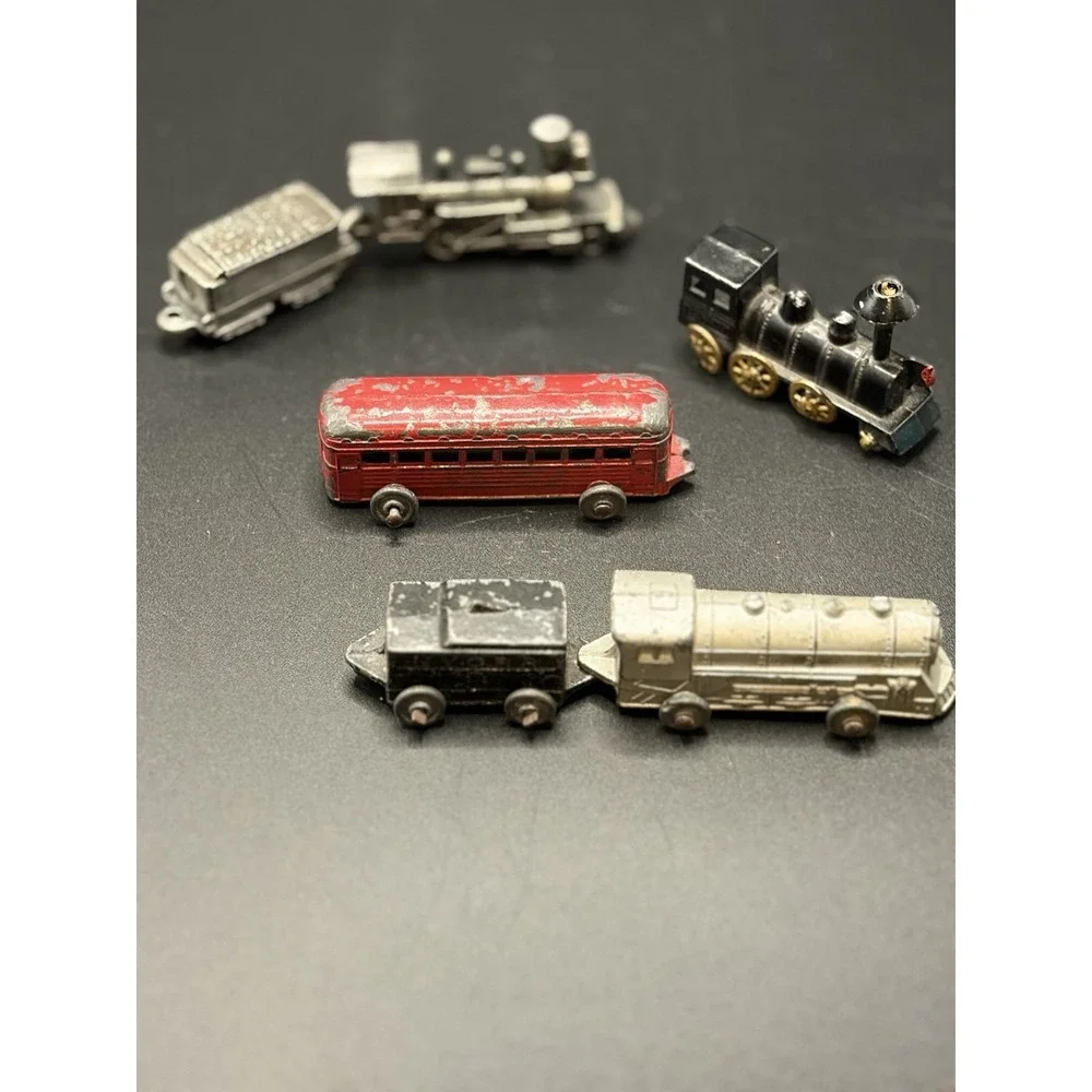 Barclay Train/Locomotive/Toy Miniature Unbranded/Metal Train/Pewter/NYCRR 6 Pcs